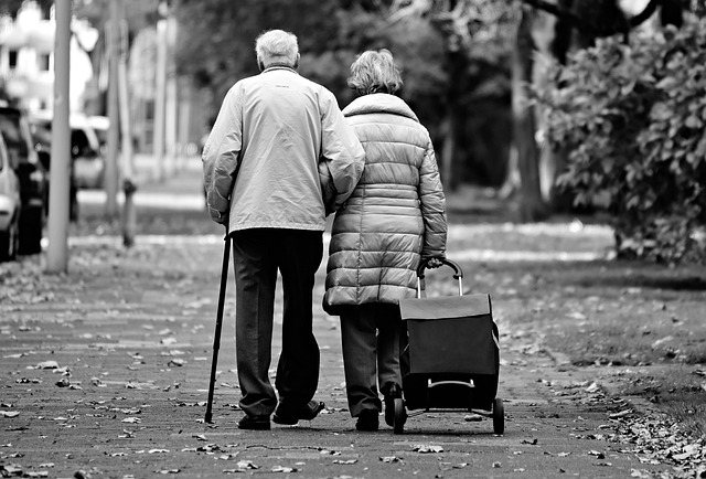 Navigeren door ouderdom: van gezondheidszorg en sociale verbinding tot financiële planning en mentale welzijn
